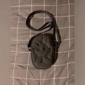 Lululemon 🍋 | Team Canada 🇨🇦 Future Legacy Olympic crossbody bag